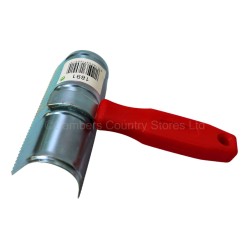 Kerbl Metal Curry Comb Half Round 2 Bar